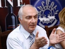 Արամ Սարգսյանը` օֆշորային սկանդալի մասին. «Պետք չէ սպասել, որ Սուրիկ Խաչատրյանի նման հասնի չգիտեմ` որտեղ…»