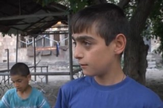 Արմեն Աշոտյանը հանդիպել է 14-ամյա Հովհաննեսին (տեսանյութ)