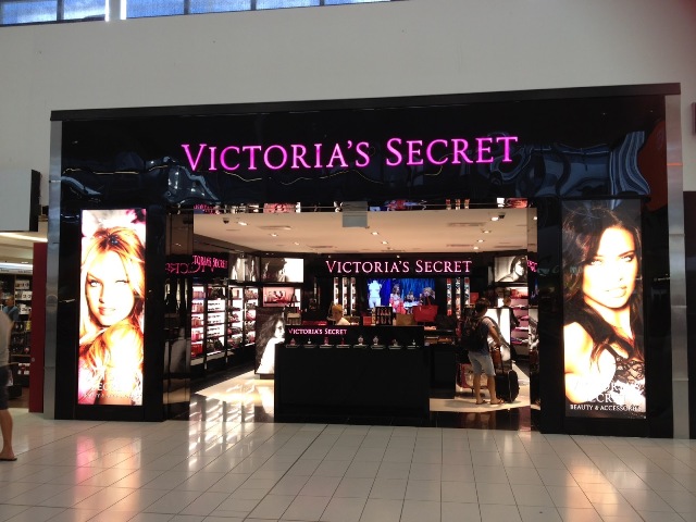 victoria_secret_sydney_australia_makeup_perfume_004