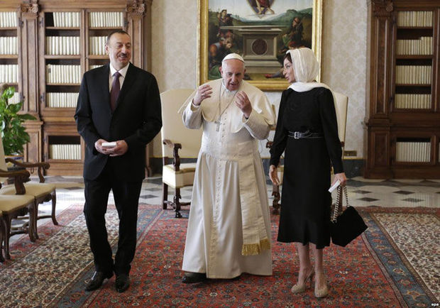 Վախենալով Ադրբեջանի նվիրատվությունների կորստից՝ Վատիկանը  շրջվել է Ադրբեջանի կողմը