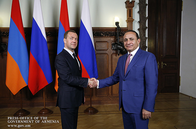 Medvedev, Hovik Abrahamyan