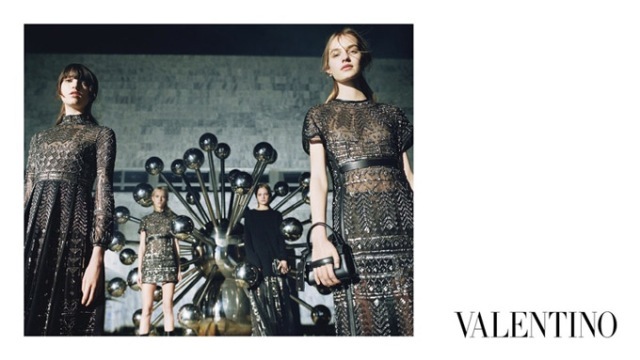 Valentino-Fall-2015-Ad-Campaign06-800x1444