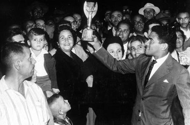 1962 World Cup Finals. Chile. Brazil's Garrincha on return from Chile with the Jules Rimet trophy after the Final.