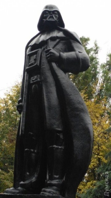 Lenin (1)
