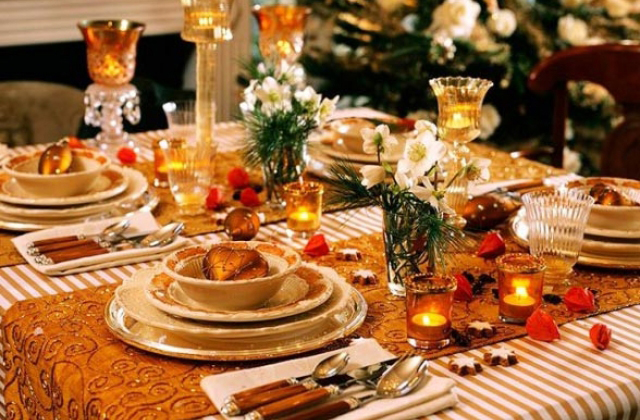 new-year-table-1_640x484