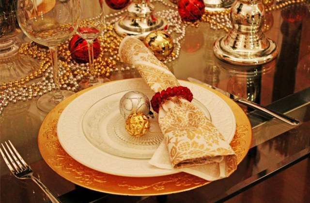 new-year-table-5_640x440