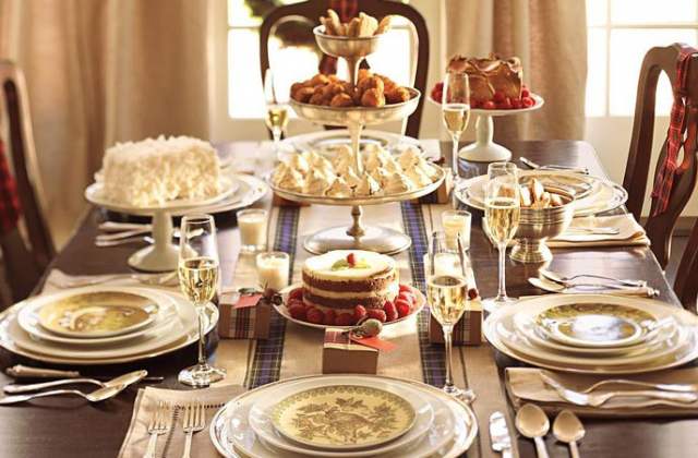 new-year-table-6_640x559