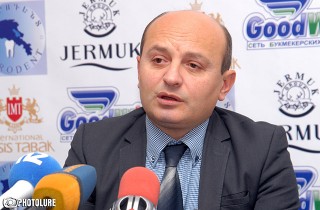 Founder of the Institute for International and Security Affairs, political analyst Stepan Safaryan is guest in Hayatsk press club