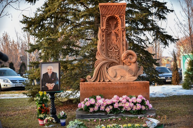 Vahagn Hovnanyan (53)