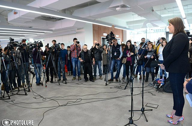 Director of '100 LIVES/Aurora Prize for Awakening Humanity' project Arman Jilavyan and head of project's communication Armine Afeyan gave a press conference at Impact Hub