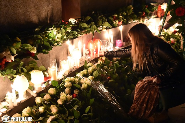 A march of silence in memory of killed soldiers on the border of recent days began from Shahumyan Square