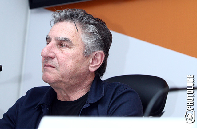 Felice Varini and Ambassador of Switzerland to Armenia Lukas Gasser gave a press conference in Sputnik Armenia press club