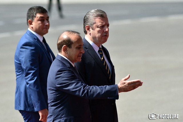 Welcoming ceremony of the Georgian Prime Minister Giorgi Kvirikashvili took place at Zvatnots international airport