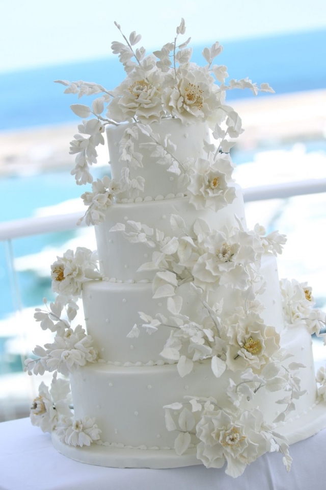 wedding-cake-ideas-7-122413_640x960