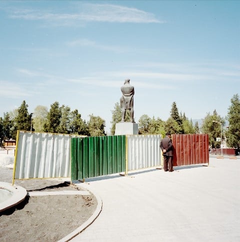 815240ef-fitcrop1224x1234-220363-karabagh_esquire_16