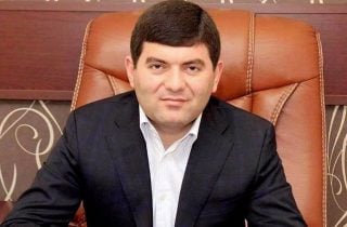 Օրվա կառավարիչը փորձում է բացահայտ բռնատիրություն հաստատել մեր երկրում. Դավիթ Համբարձումյանը կոչով դիմել է ընդդիմադիրներին