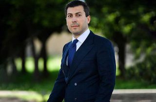 Թող այս Սուրբ Ծնունդը լինի ոչ միայն մոմի լույս, այլ որոշում՝ կանգ առնել, ընդունել ճշմարտությունը և վերադառնալ. Միքայել Մինասյան