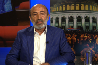Այդ մեծ «մտածողի, փիլիսոփայի, պայծառատեսի, զորահրամանատարի ու հանճարի» անունն է «Նիկոլո Փաշիավելի». Աշոտ Երկաթ
