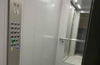 Երևանի հյուրանոցներից մեկում քաղաքացին արգելափակվել է վերելակի խցիկի տակ
