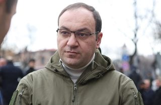 Վազգեն Սաղաթելյանի պաշտպան Արսեն Բաբայանին ևս թույլ չեն տվել ներկա գտնվել խուզարկությանը