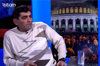 «Ադրբեջանն այդ թեզն օգտագործում է իր դիրքերը բարելավելու համար. այս կարկանդակ ուտողները կվերցնեն իրենց գլուխը ու կփախնեն, ասելով՝ ժողովուրդ, դու ինչպես ուզում ես, քո հարցերը լուծիր». Աշոտ Սևյան