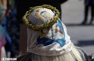 Ծաղկազարդ և Դռնբացեք