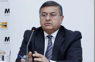 Դիլիջանում վթարի են ենթարկվել Գագիկ Ջհանգիրյանի փեսան ու թոռները