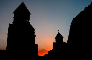 Միայն Աստված է բարի