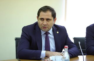 Մահացել է Սուրեն Պապիկյանի պապիկը