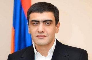 Գորիսի համայնքապետ Առուշ Առուշանյանը չի ազատազրկվի. նրա նկատմամբ կիրառված պատիժը ազատազրկմամբ չի փոխարինվի