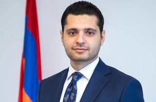 Շրջակա միջավայրի նախարարը աշխատանքային այցով մեկնել է Կորեա