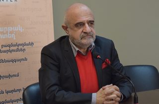 Ես ագնոստիկ եմ և ինձ համար բացարձակ նշանակություն չունի, թե ով է կաթողիկոսը. Ռուբեն Բաբայան. Aysor.am
