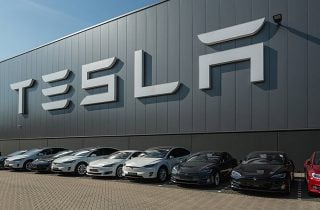 Tesla-ն հետ հետ է կանչում մոտ 700 000 մեքենա՝ անվադողերի ճնշման սարքերի խնդիրների հետ կապված