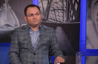 Նիկոլը պատրաստ է ներում շնորհել ու բանտերից բաց թողնել անգամ մանկապղծության համար դատապարտվածներին, միայն թե համոզված լինի՝ առաջիկա ընտրություններում իրեն կընտրեն. փաստաբան