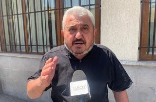 «Վախի մթնոլորտ են տարածում՝ դժգոհ զանգվածին լռեցնելու համար. վաղ թե ուշ մեղավորը պատասխանատվության է ենթարկվելու». Նահատակված Ժորա Սահակյանի հայր