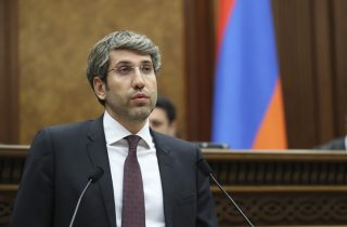 Որոշեցի ես էլ միանամ իմ պաշտոնավարման դեմ ստորագրահավաքին. վարչապետին ներկայացրեցի իմ հրաժարականի դիմումը. Գրիգոր Մինասյան