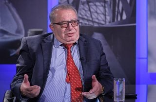 «Ծիրանի բերքը վարակվել է սնկային հիվանդությամբ, ժամանակին պետք է սրսկեին. կուսակցական կուրծք ծեծելով՝ երկիր չեն ղեկավարում». Հրաչ Բերբերյան