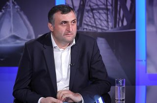 ԿՐԹՈՒԹՅԱՆ ՃԳՆԱԺԱՄԸ ՀԱՅԱՍՏԱՆՈՒՄ. Խաչատուր Ստեփանյան
