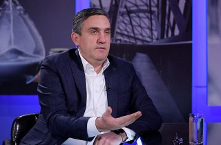 Հայաստանի՝ ԵՄ անդամակցությունն առաջիկա 3 տասնամյակում ուղղակի անհնար է. Արթուր Ղազինյան