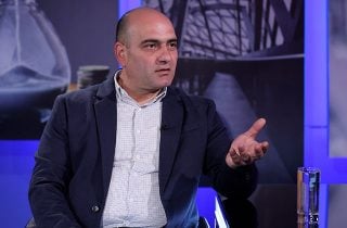 Սա ավելի շատ քյալլագյոզության է նման և բխում է ավելի նեղ, պրիմիտիվ քաղաքական շահերից․ Թադևոս Ավետիսյան