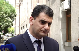 Չկա պետություն, որ իր հարևանների հետ խաղաղություն է հաստատել, բայց իր բանակի վրա գումար չի ծախսում. Հրաչյա Սարգսյան