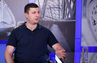 Հայաստանյան իշխանությունն ամեն ինչ անում է, որ մարդկանց մի մասը հնարավորություն չգտնելով ստիպված թողնի ու երկրից հեռանա. Տիգրան Աբրահամյան