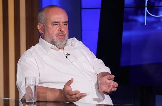 Նիկոլ ընտրած և վերընտրած ազգը ոչ Վատիկանից, ոչ էլ Ռուս պատրիարքից նեղանալու իրավունք չունի. Տիգրան Աթանեսյան
