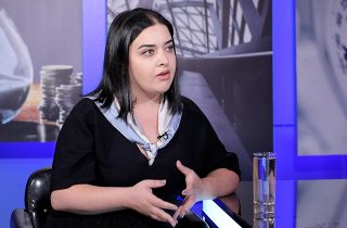 «Վեհափառի ցանկացած որոշում խոնարհությամբ կընդունենք՝ առանց քննարկելու. ամաչում ենք Արցախի թեմի առաջնորդի պահվածքի համար». Նարե Սիմոնյան