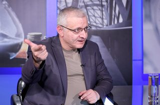 «Միջազգային իրավունքի «գերբնական» ուժի մասին խոսողներն ո՞ւր են, չե՞ն ուզում պարզաբանել, թե ինչու միջազգային հանրությունը լեգիտիմացրեց Ադրբեջանի ցեղասպան քաղաքականությունը». Սուրեն Սուրենյանց