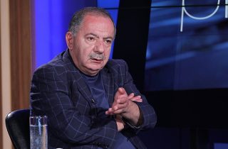 Հիմա ասում եմ՝ մանդատը վերցնում եմ. պարզվեց՝ ինչ-որ մարդիկ շատ-շատ են ուզում, որ խորհրդարանում չլինեմ. Աղվան Վարդանյան