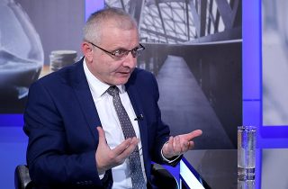 Փաշինյանի «վեցնոցն է» Սամվել Բաբայանը. Սուրեն Սուրենյանց