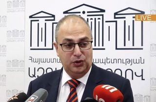 «Ես կնոջ ազգանուն վերցնո՞ղ տղա եմ». «Հրապարակ»