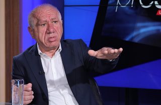 «Խաղողի այգիները համատարած քանդվում են, ֆիլոքսերիան վխտում է, ու ոչինչ չի արվում». Աշոտ Հարությունյան