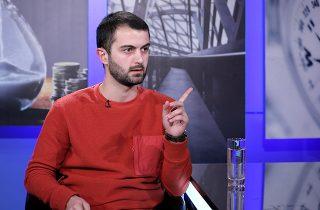 «Նիկոլը լավ գիտի՝ երիտասարդությունն իրեն չի սիրում, ձև է մտածում  երիտասարդության «տամարը» մտնելու համար». Միքայել Նահապետյան